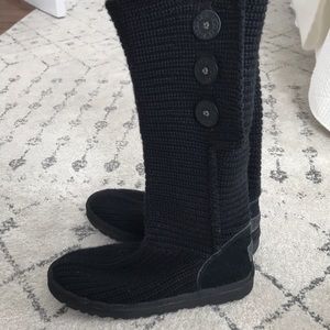 Black knit Ugg Australia boots